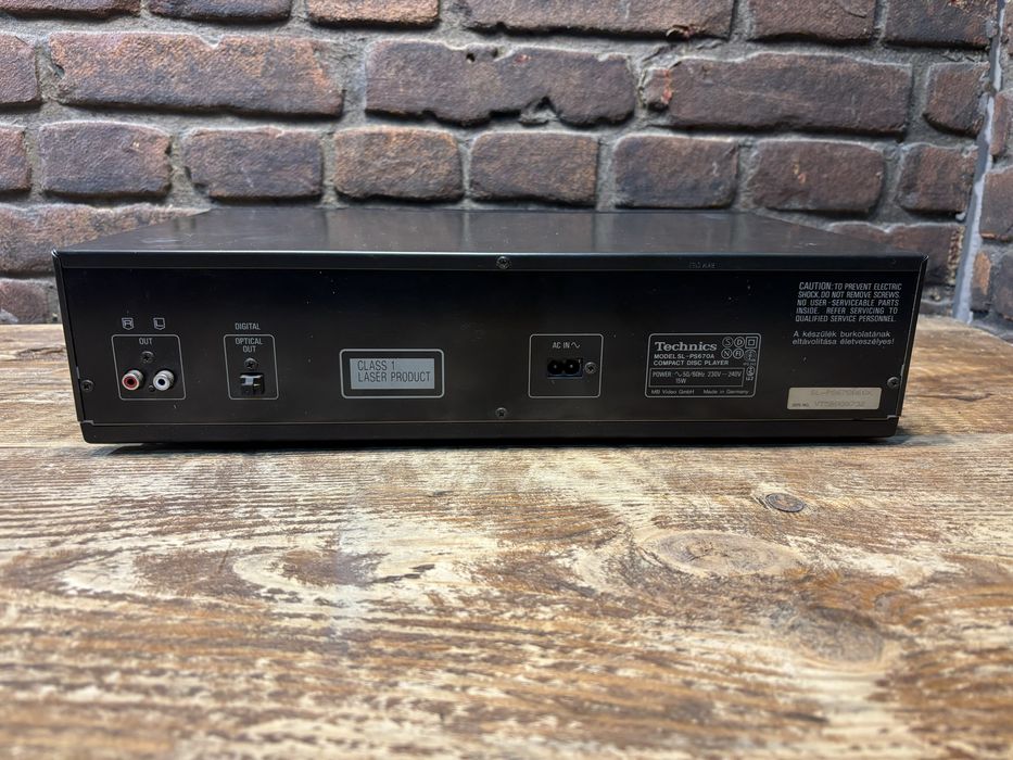 Odtwarzacz CD Technics SL PS 670 A