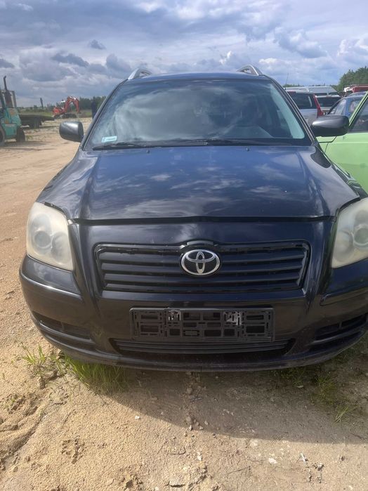 Toyota Avensis na części