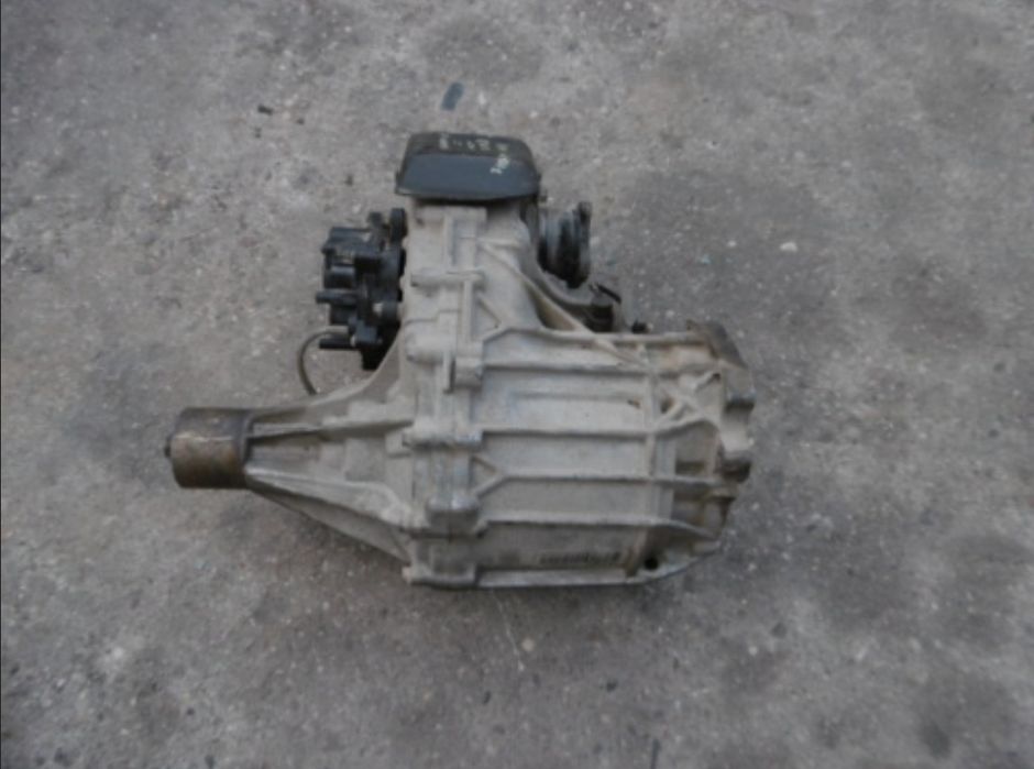 Раздатка 3.0 Isuzu Rodeo D-Max раздаточная коробка роздатка роздаточна