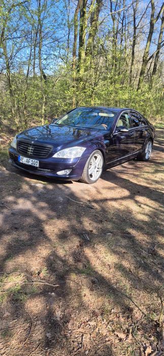 Mercedes W221 320