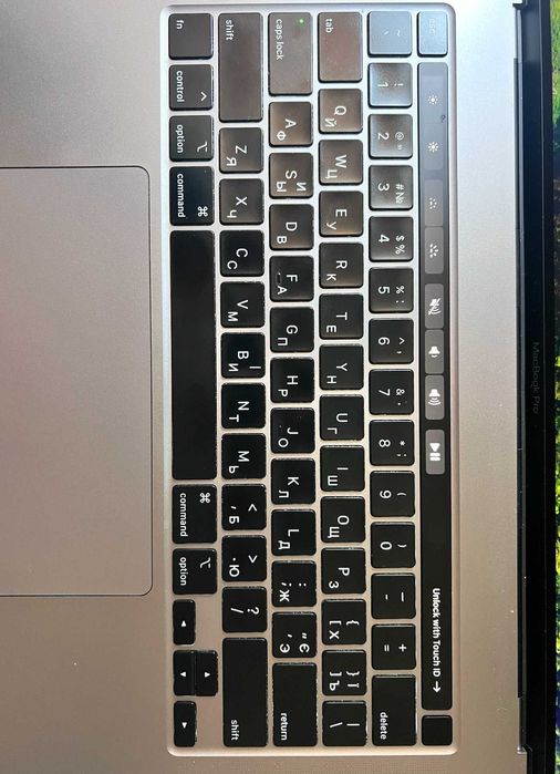 MacBook Pro 16″ (2019) — i9 / 16 GB / 1 TB