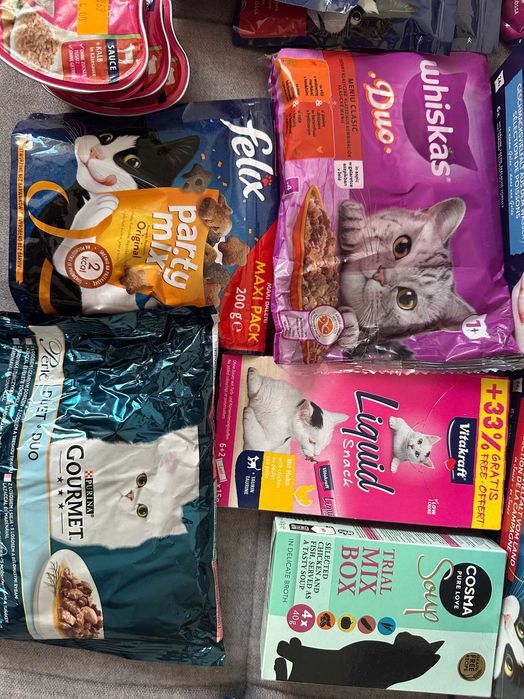 Karma dla dorosłego kotka, duży zestaw, mix