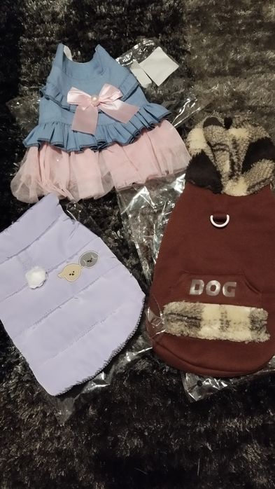 Roupa p cão por estrear