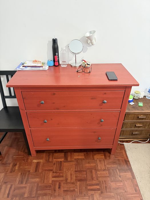 Comoda Vermelha IKEA