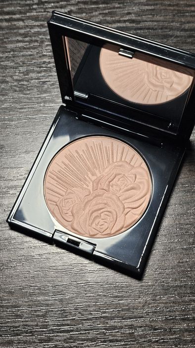 Pat Mcgrath - Skin Fetish Divine Blush, Fleurtatious. Róż do policzków