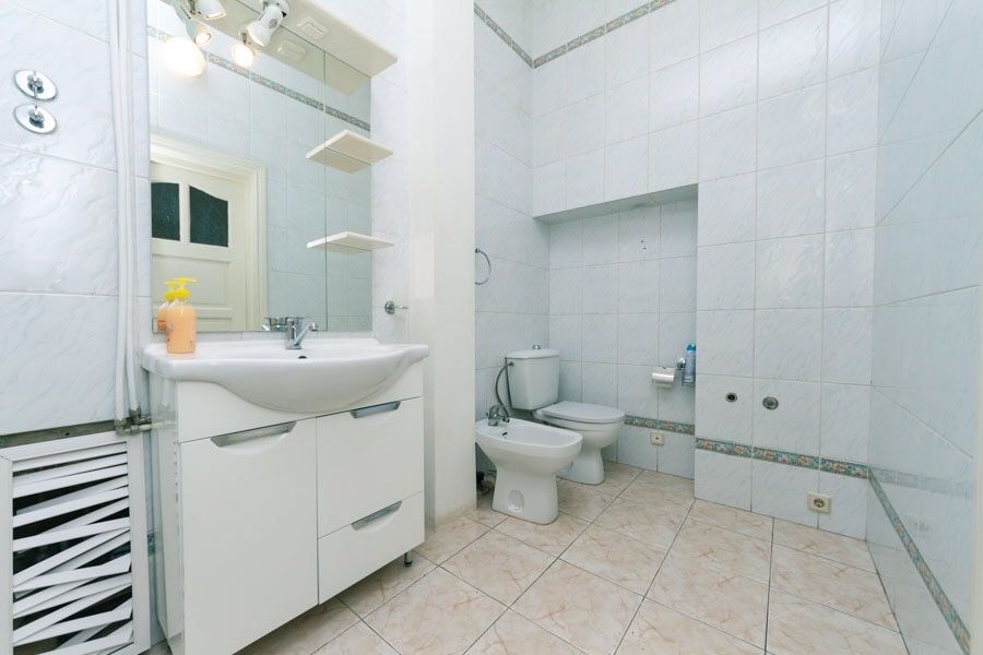 Посуточно , двухкомнатная , Майдан Независимости , ул. Софиевская 4