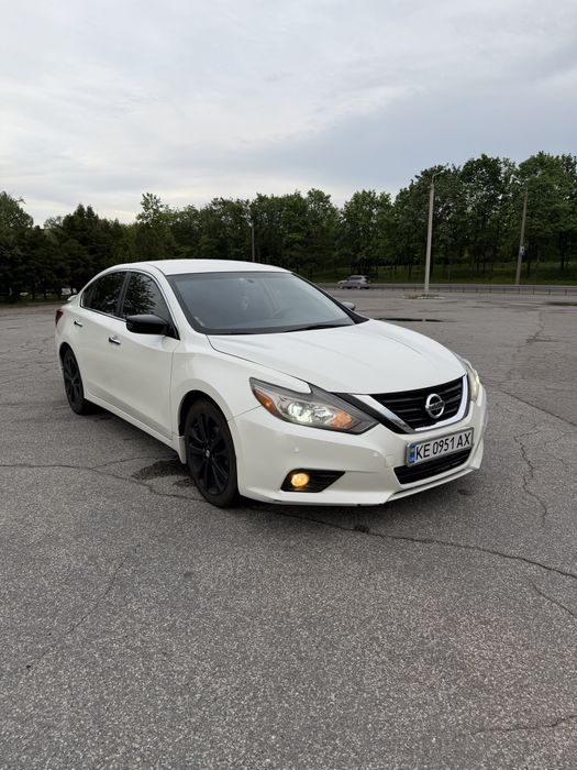 Nissan Altima 2017, 2.5 бензин Автомат