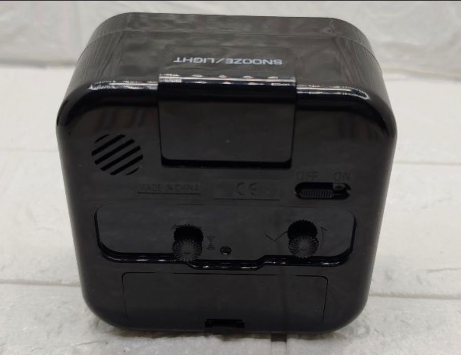 Бесшумный аналоговый будильник VORRINC с функцией повтора