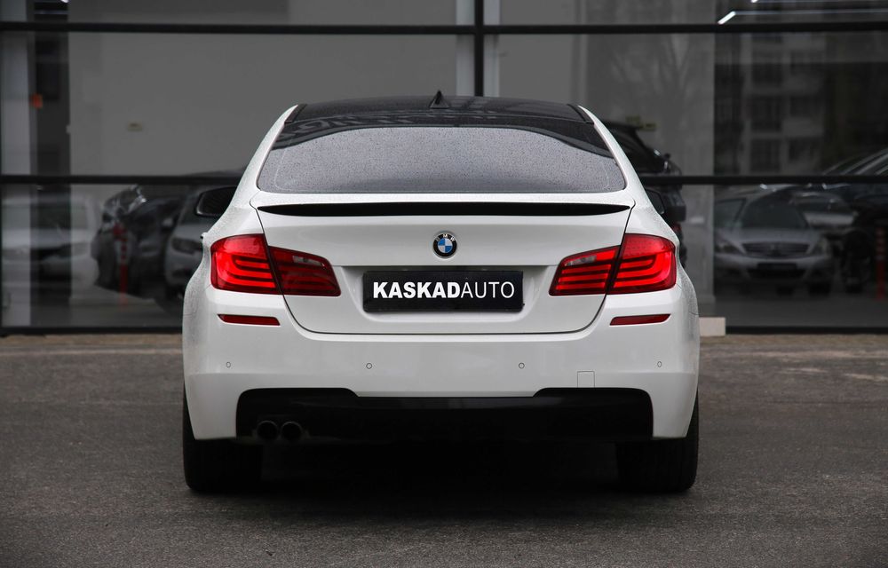 BMW 5 Series 520 Офіційна