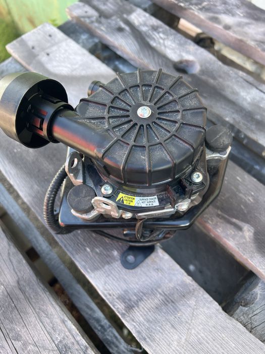 Насос наддува повітря Toyota-176100C030