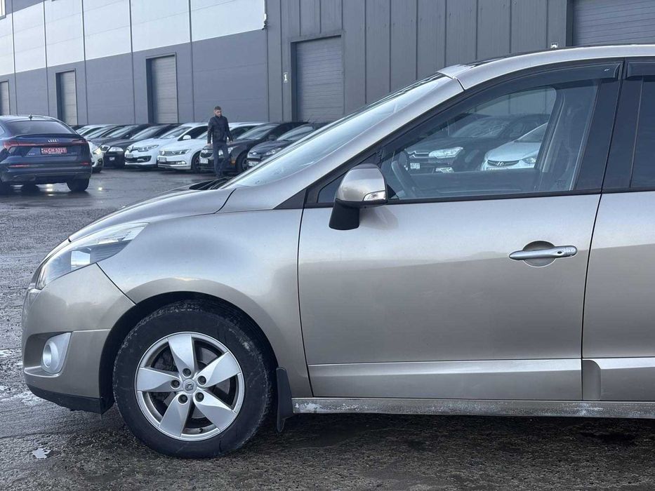 Продам Renault Grand Scenic 2009р. #73702