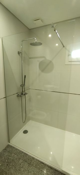 Vendo  resguardo fixo para base de duche