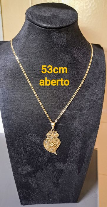 Fio com pendente filigrana em prata.