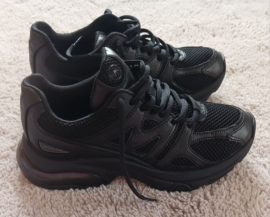 Кросівки Michael Kors Kit Trainer Extreme