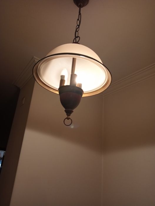 Mobilias quarto e sala e candeeiros