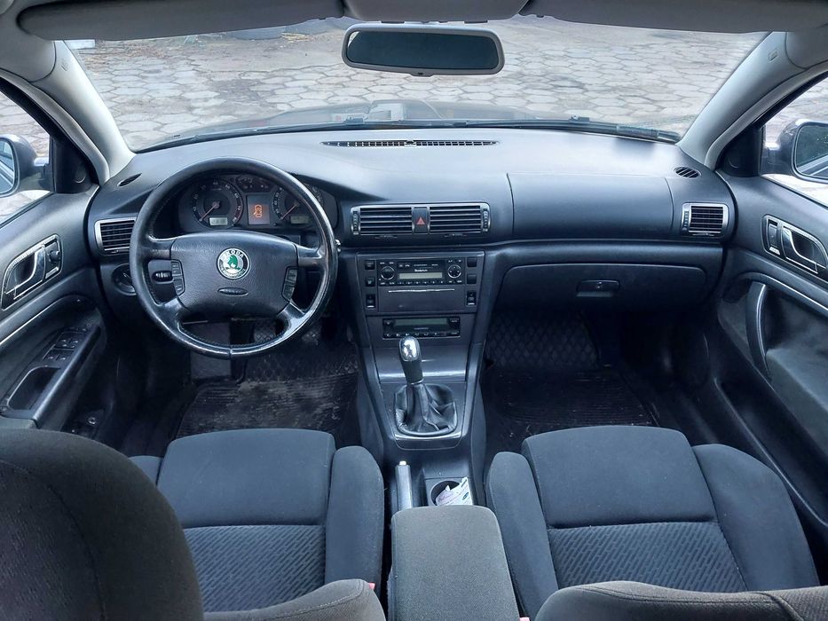 Skoda Superb 1 2.0 8v 2003 rok.