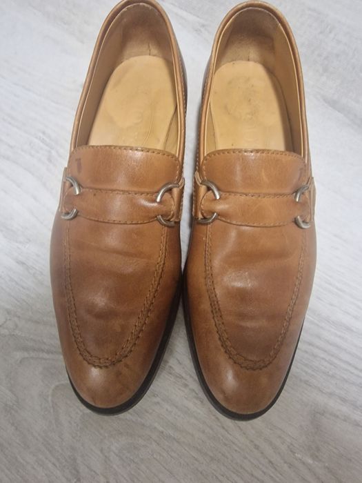 Tod's timeless leather loafers