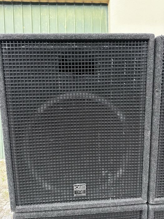 4 graves Dinacord Forum Line 600 Watts com altifalante EV