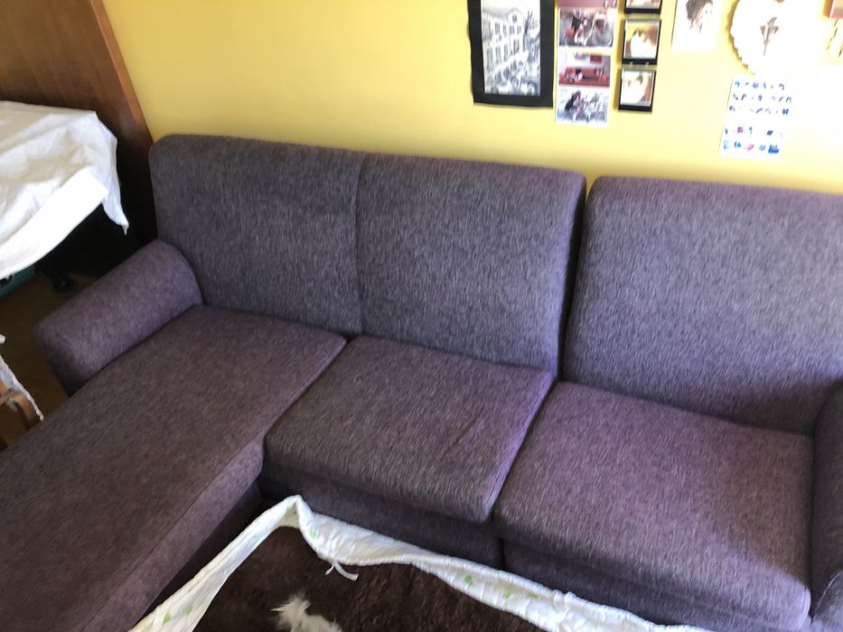 Sofá roxo com Chaise Lounge