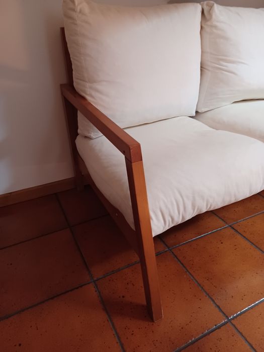 Sofá de 2 lugares