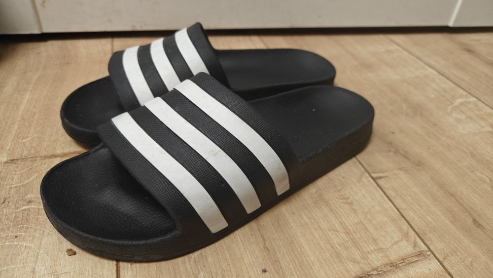 100% Adidas Adilette Aqua Шлепанцы культовые пантолеты в идеале 42-й (26.5 см)