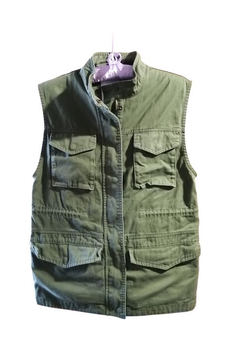 Жилетка Pull and Bear жіноча, розмір S, хакі, з кишенями, мілітарі