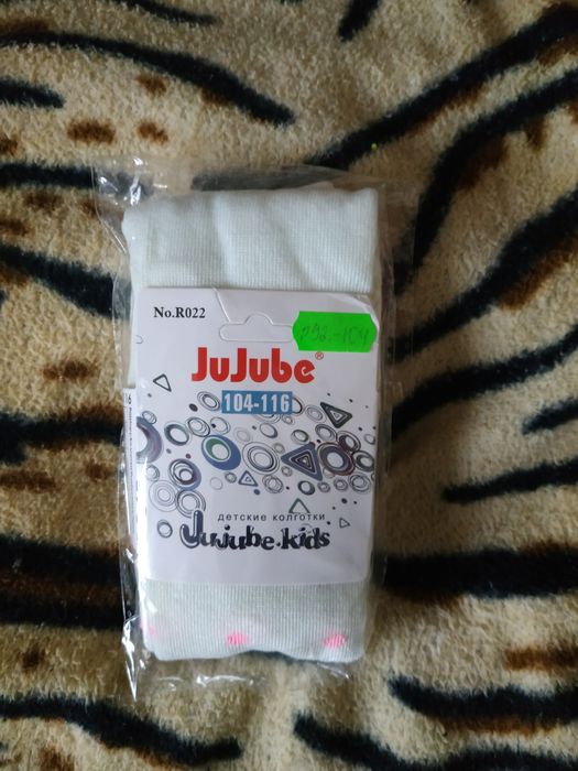 Новые красивые колготки для девочки