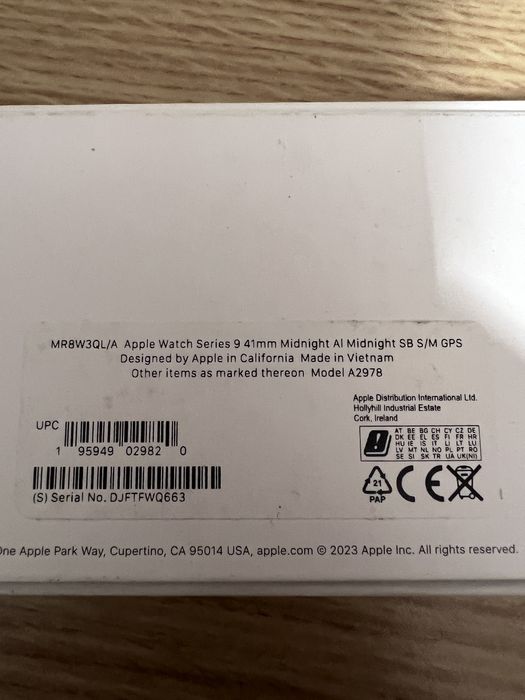 Apple Watch Series 9 41mm GPS Midnight A2978 – Bloqueado à Conta – Caixa + Carregador