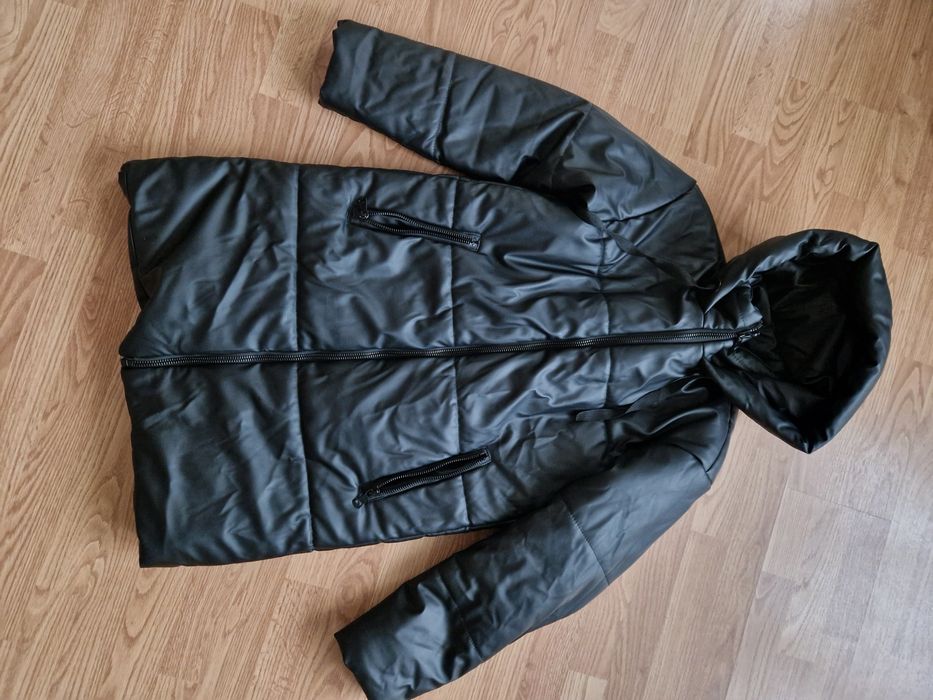 Женская куртка зимняя