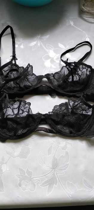 Biustonosze 75 A H&M