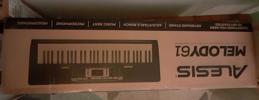 Teclado completamente novo, nunca foi utilizado