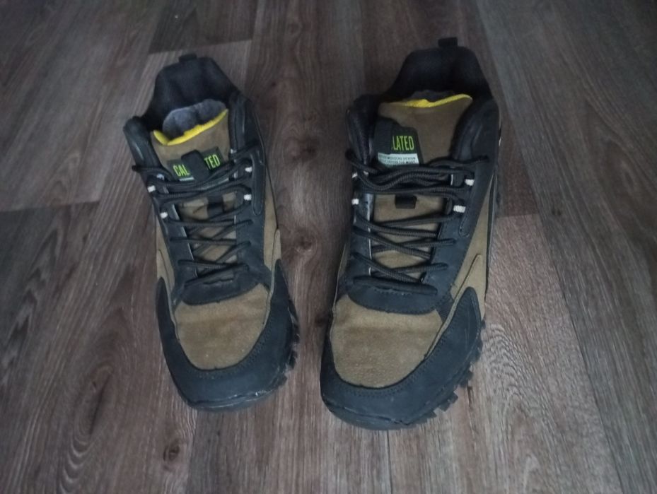 Зимові чоботи для хлопчика 41 розмір чорно-зелені
Зимові чоботи для хл