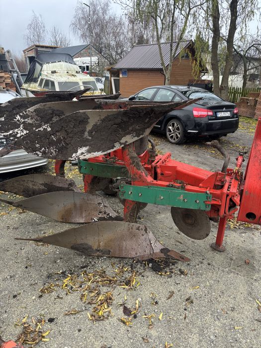 Pług kvernelad 3 skiby obrotowy