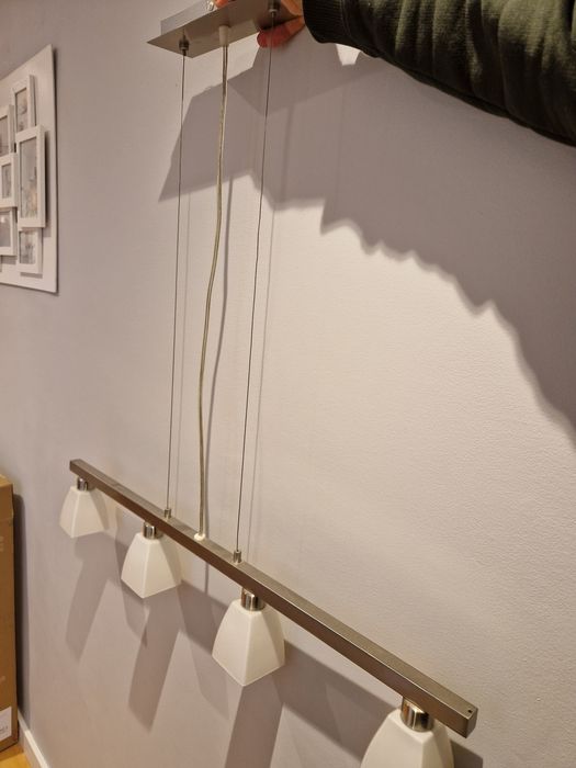 Candeeiro de Tecto Suspenso – 4 Pontos de Luz (com lâmpadas incluídas)