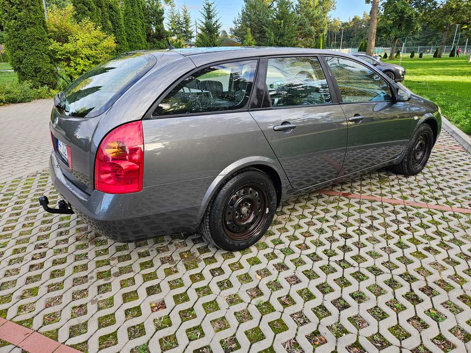 Nissan Primera P 12 1.8 benzyna.