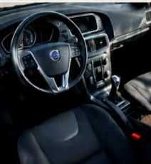 Volvo V40 (ano 2018) — photo 2