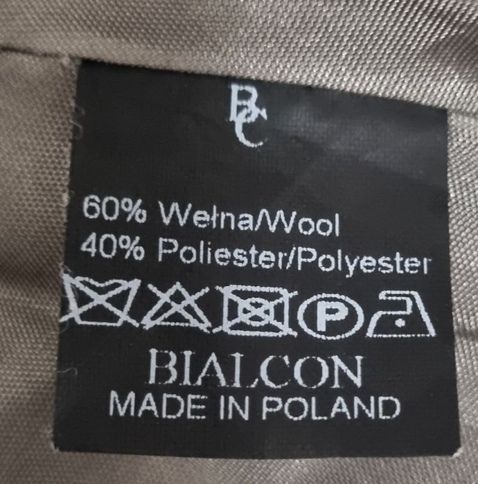 Sukienka Bialcon z miękkiej wełny