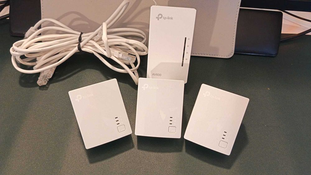 TP-Link - 3 AV 600 Powerline + Extender WiFi