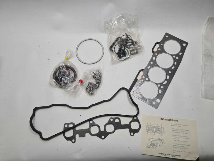 Zestaw uszczelek silnika 3E 3EE Toyota Corolla Tercel Corsa 1.5L OEM