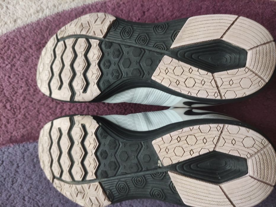 Buty damskie NIKE CITY TRAINER 2 sportowe adidasy wygodne r.40.5