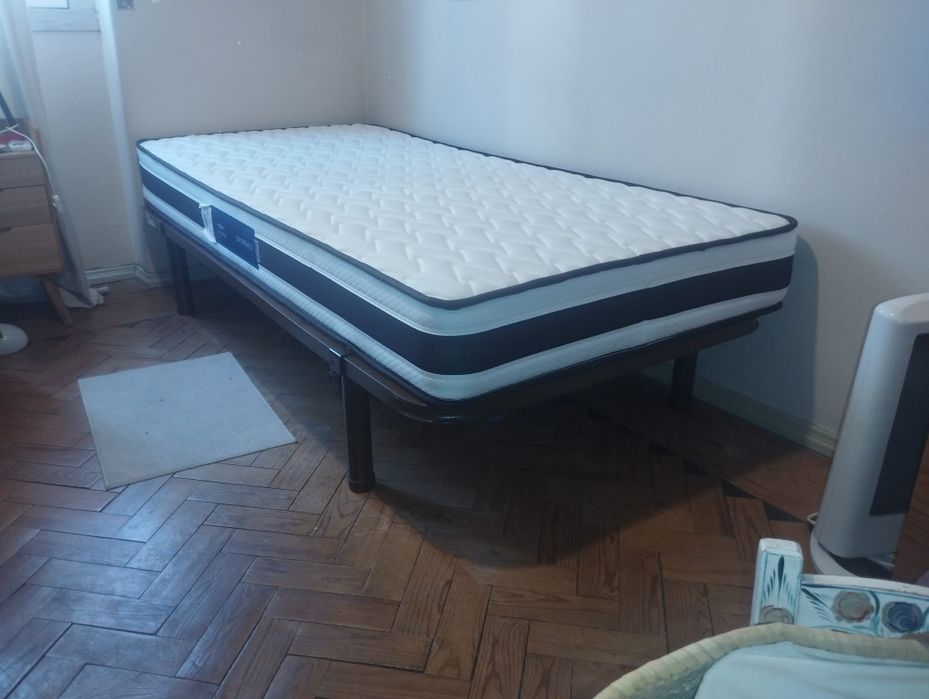 Mobiliário robusto