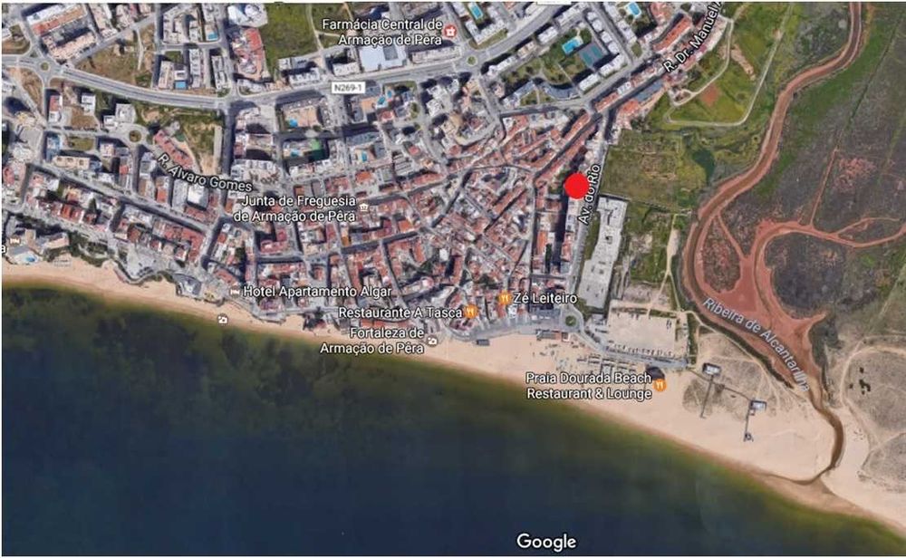 Apartamento Beira Mar T2 com garagem - Algarve