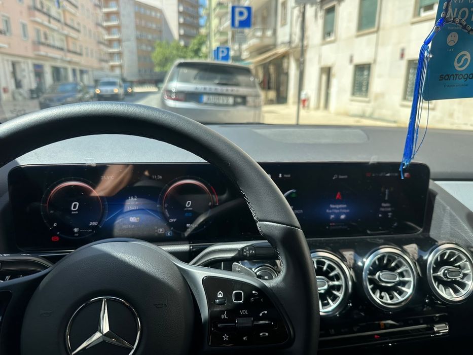 Mercedes-Benz GLA 250e Progressive Plug-in Hybrid