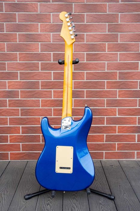 Гітара Fender Stratocaster American Ultra Blue