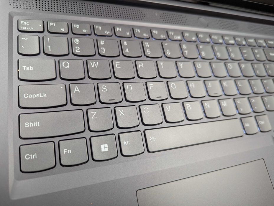 LAPTOP GAMINGOWY Lenovo Legion RTX 4050 i5-12450H 144hz