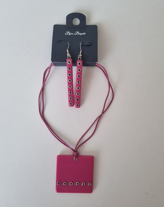 Conjunto colar e brincos Bijou Brigitte