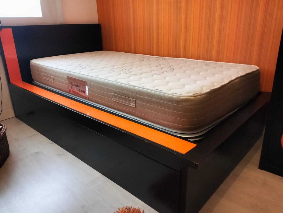 Cama gavetão moderna e com possibilidade de extensão para 2 camas