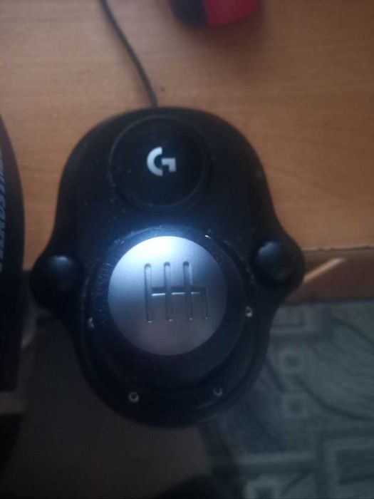 Игровой манипулятор Logitech G Driving Force Shifter