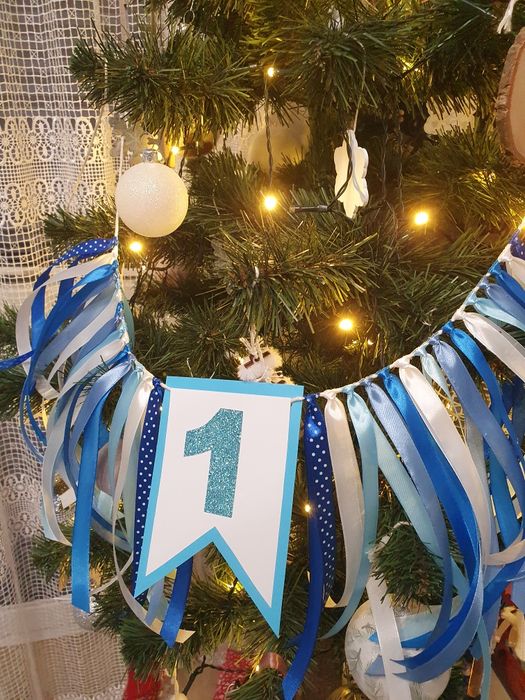 Zimowa ozdoba na roczek girlanda proporczyk niebieski