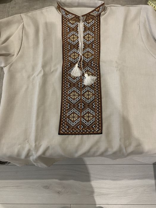 Чоловічі вишиванки